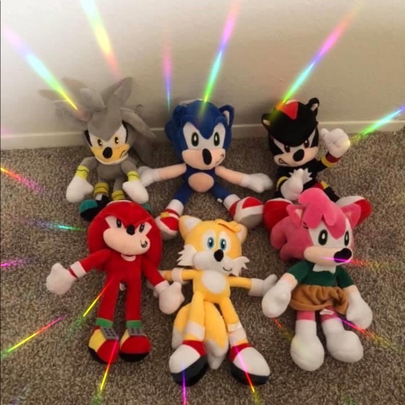 Sonic plushies - Picture 1 of 2